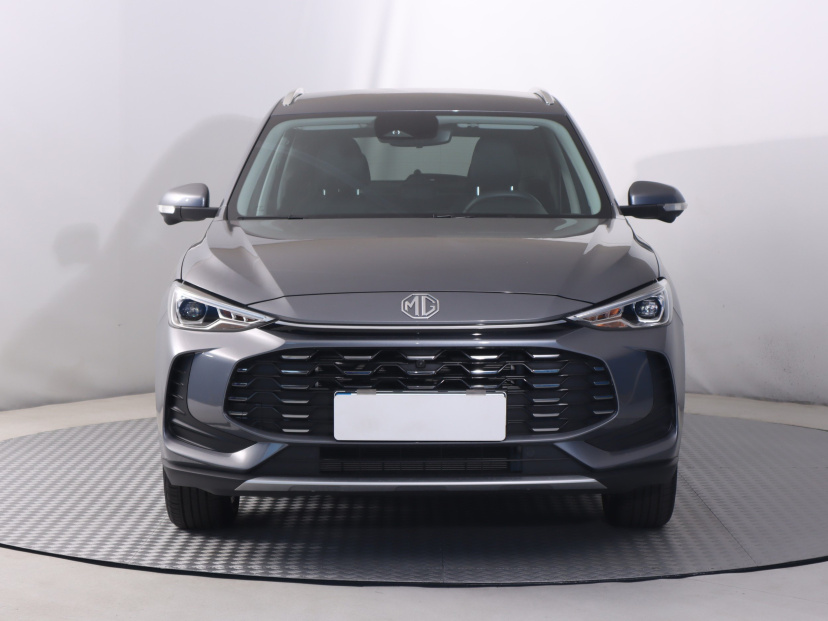 MG ZS SUV, 2025