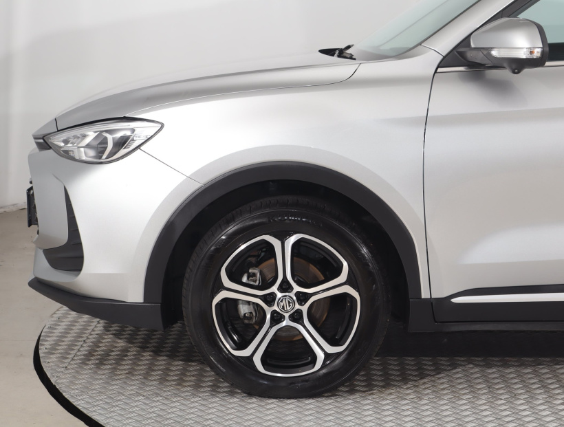 MG ZS SUV, 2025