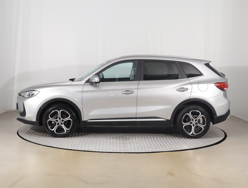 MG ZS SUV, 2025