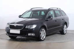 Škoda Superb 2011