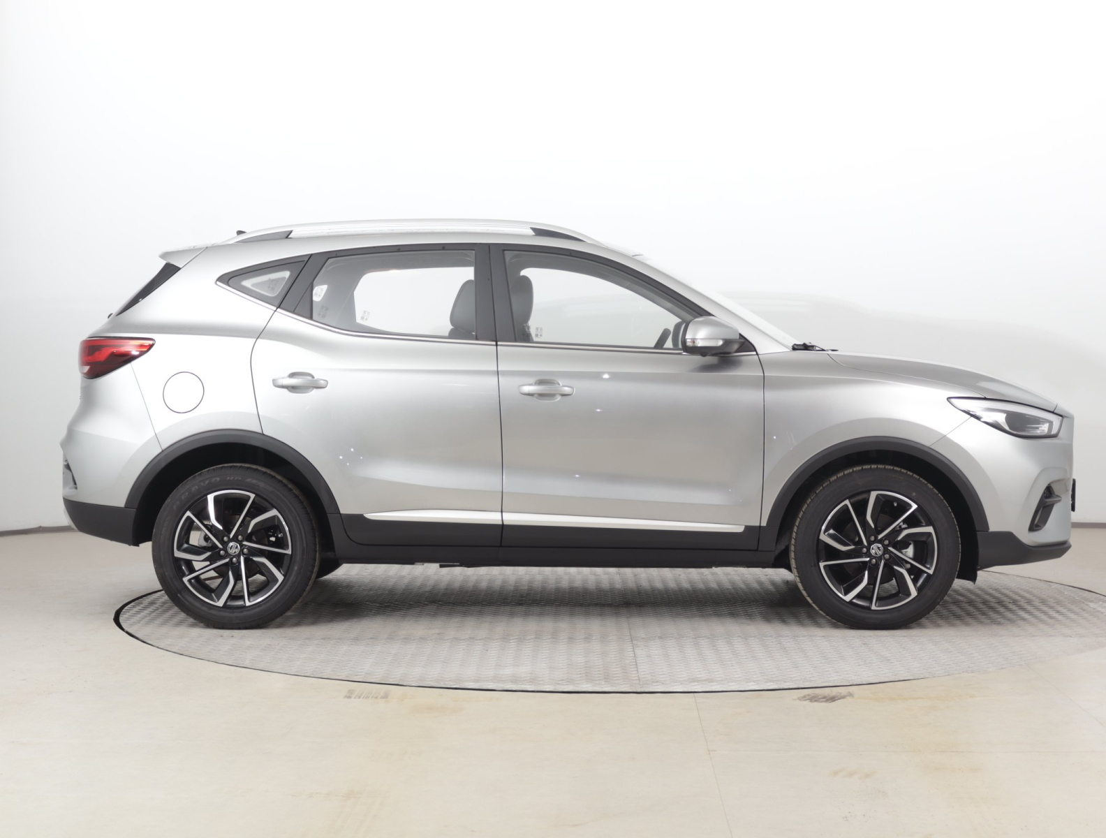 MG ZS SUV - 2025