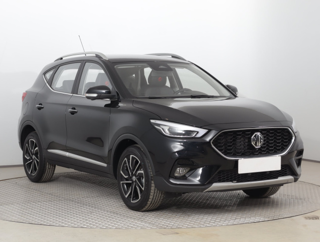 MG ZS SUV 2025