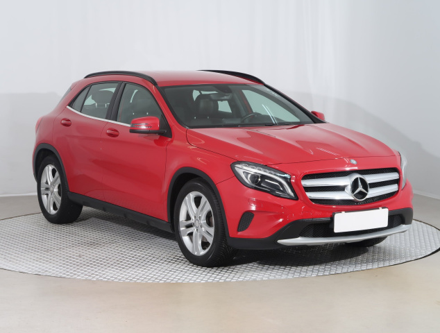 Mercedes-Benz GLA 2015