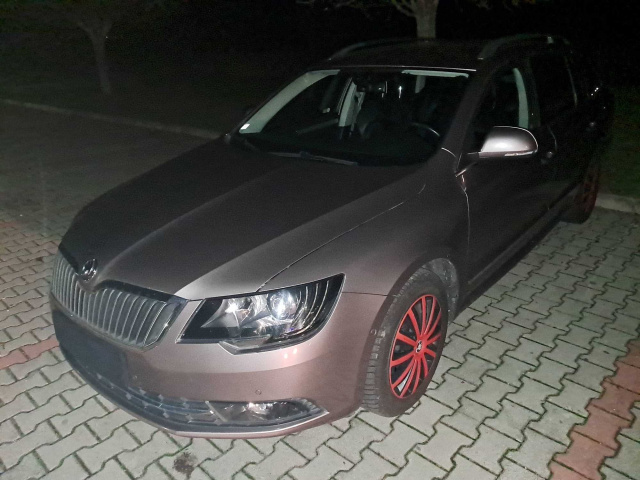 Škoda Superb 2014