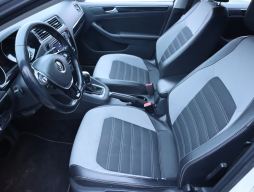 Volkswagen Jetta 2016