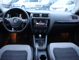 Volkswagen Jetta 2016