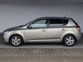Kia Ceed - 2012
