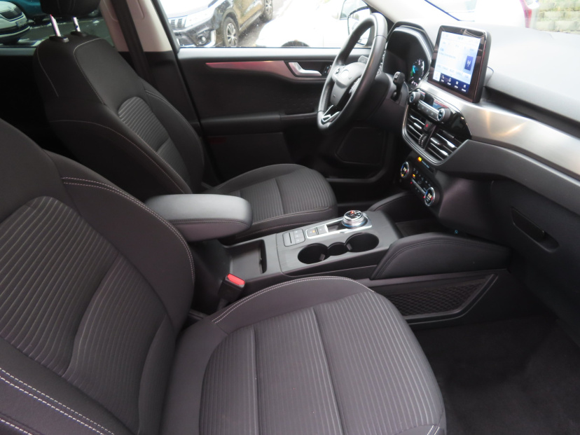 Ford Kuga, 2021
