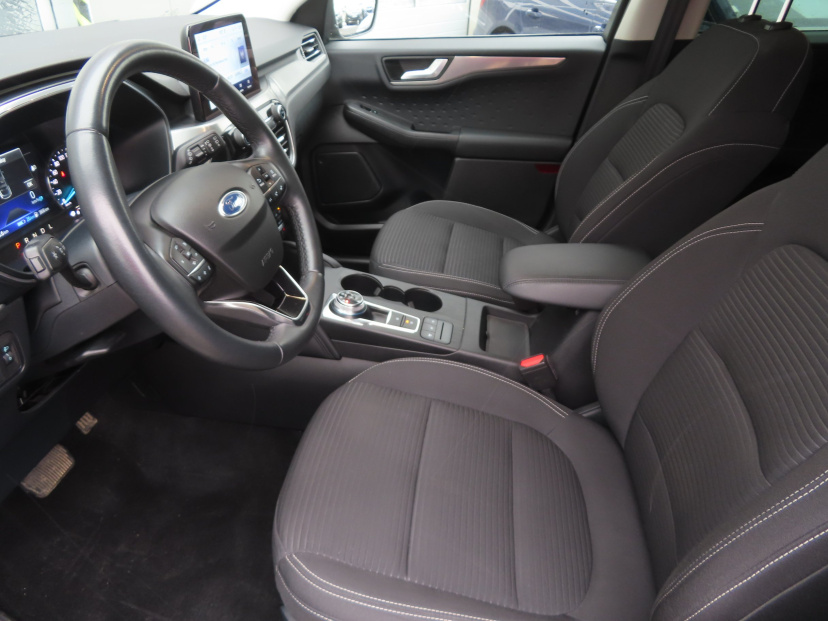 Ford Kuga, 2021