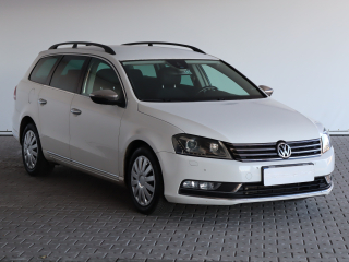 Volkswagen Passat, 2012