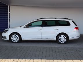 Volkswagen Passat - 2012