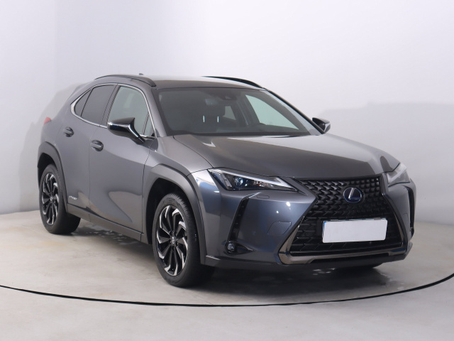 Lexus UX 2022