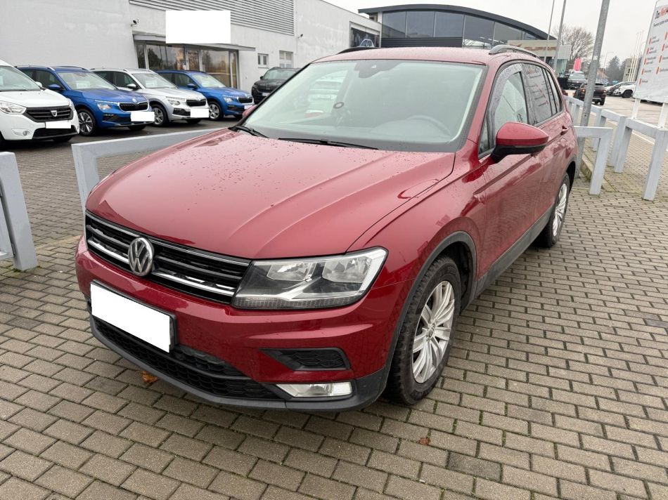Volkswagen Tiguan - 2016