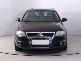Volkswagen Passat - 2010