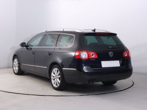 Volkswagen Passat - 2010