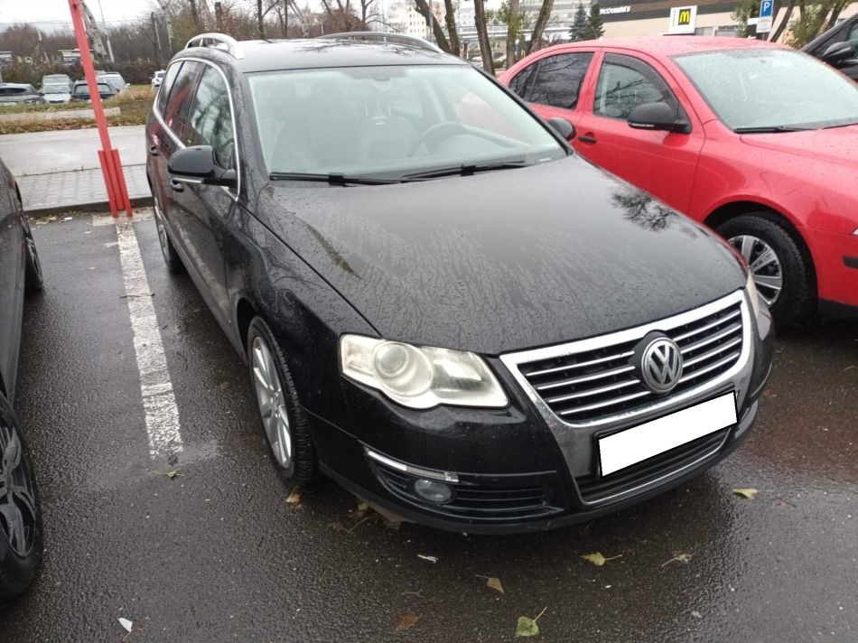 Volkswagen Passat - 2010
