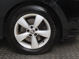 Škoda Rapid Spaceback 2014