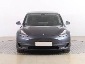 Tesla Model 3 - 2020