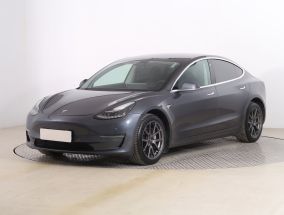Tesla Model 3 - 2020