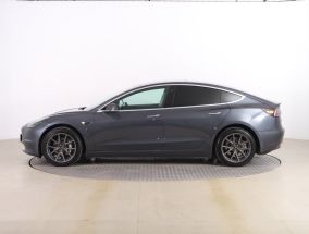 Tesla Model 3 - 2020