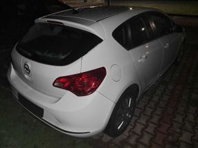 Opel Astra - 2014