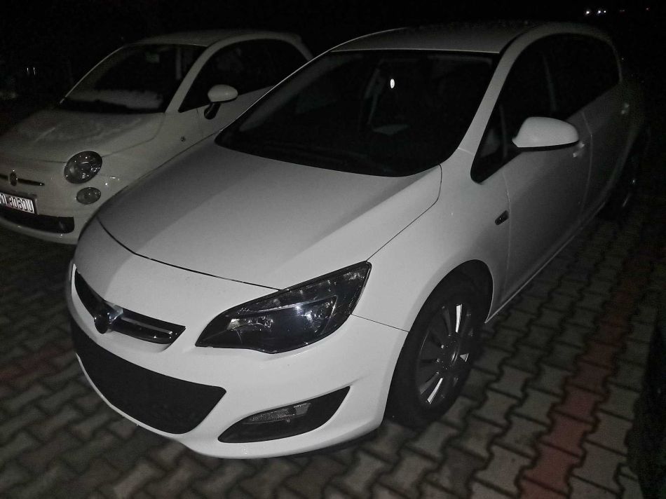 Opel Astra - 2014