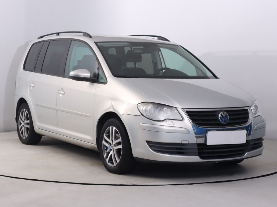 Volkswagen Touran - 2010