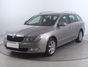 Skoda Superb - 2010