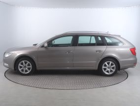 Skoda Superb - 2010