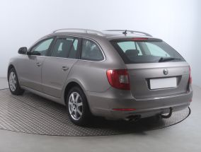 Skoda Superb - 2010