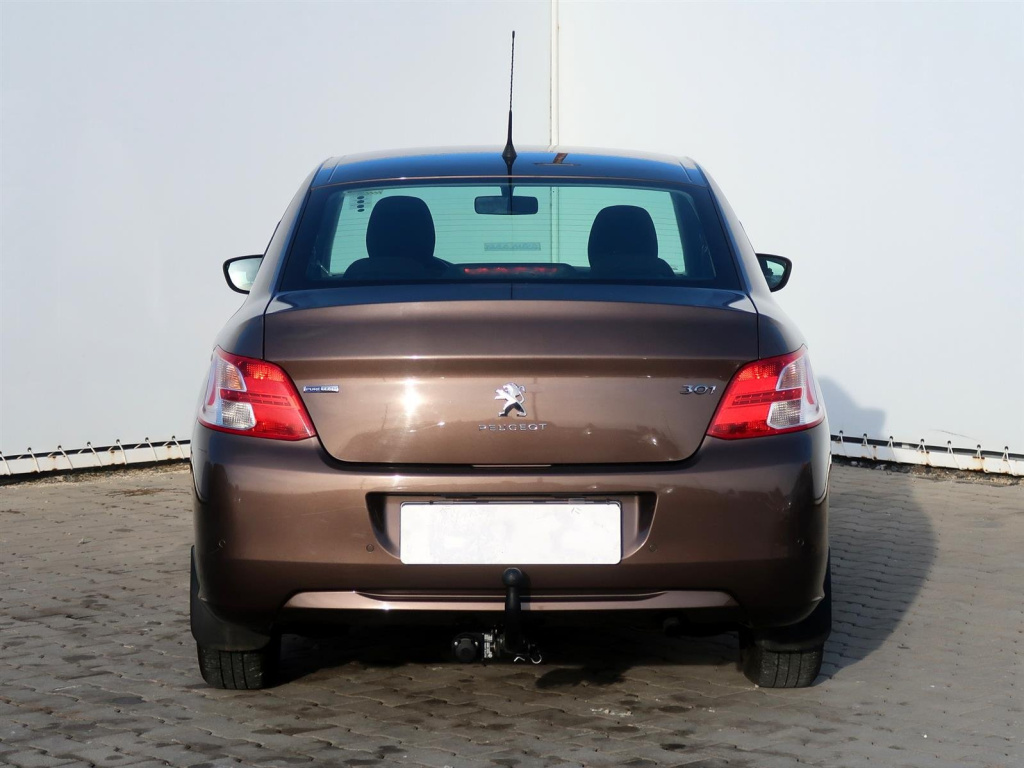 Peugeot 301