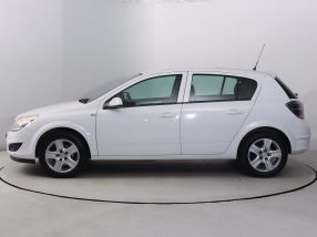 Opel Astra - 2009