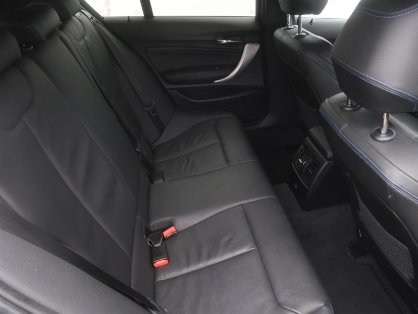 BMW 1, 2018