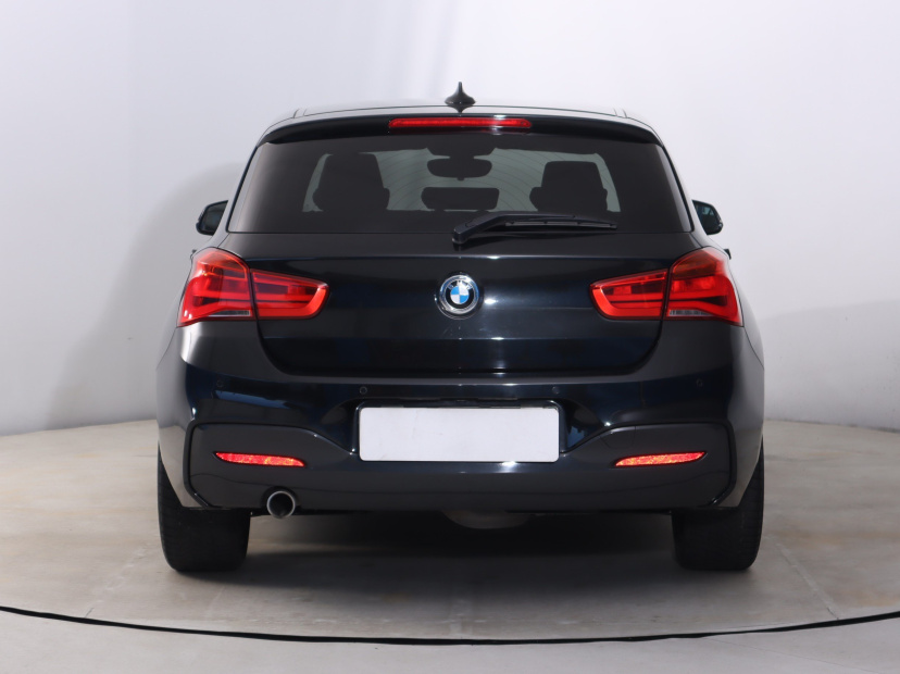 BMW 1, 2018