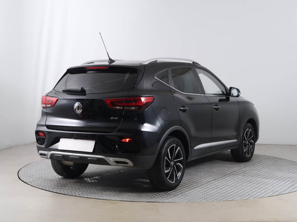 MG ZS SUV
