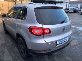 Volkswagen Tiguan - 2010