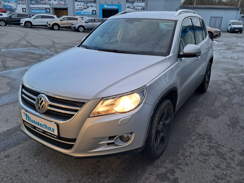 Volkswagen Tiguan - 2010