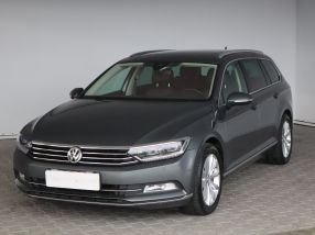 Volkswagen Passat - 2015