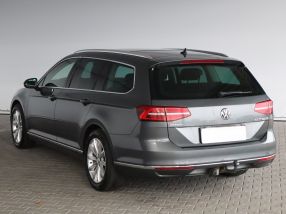 Volkswagen Passat - 2015