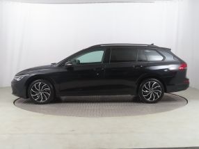 Volkswagen Golf - 2021