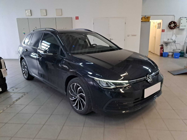 Volkswagen Golf 2021