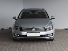 Volkswagen Passat - 2016
