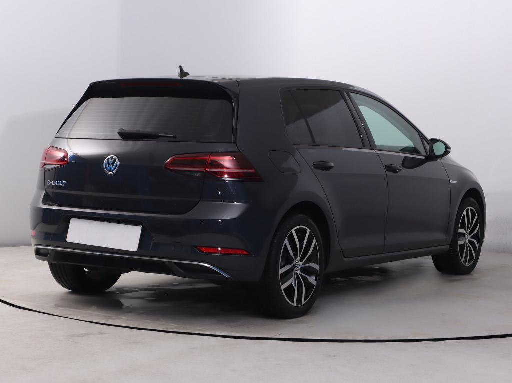Volkswagen e-Golf