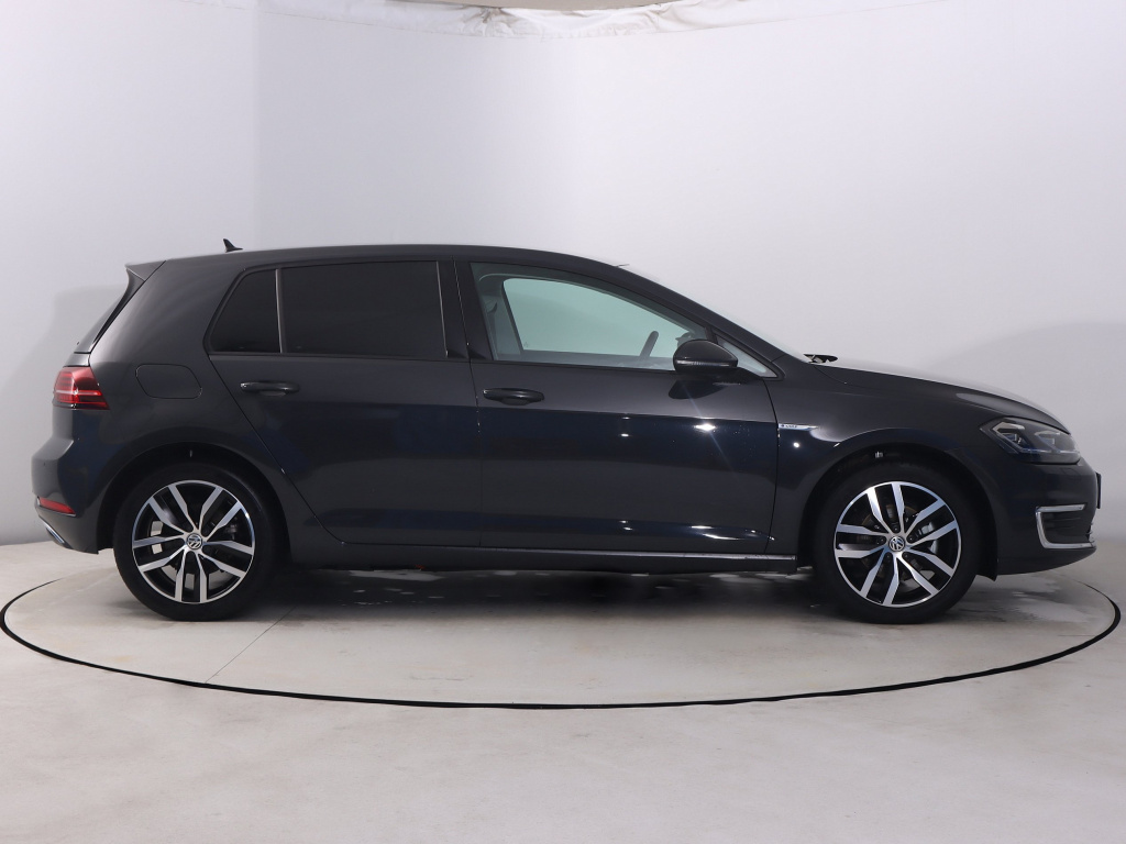 Volkswagen e-Golf