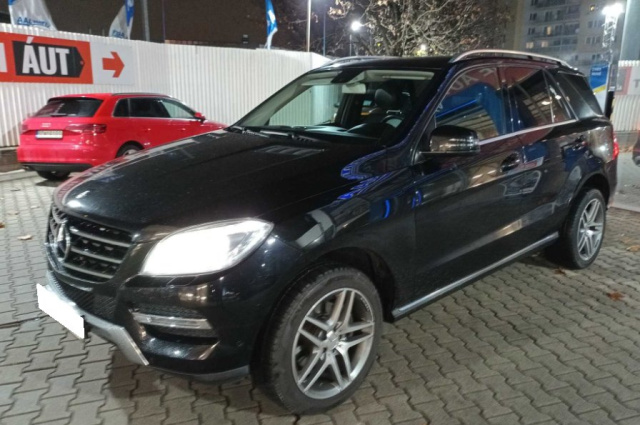 Mercedes-Benz ML 2015
