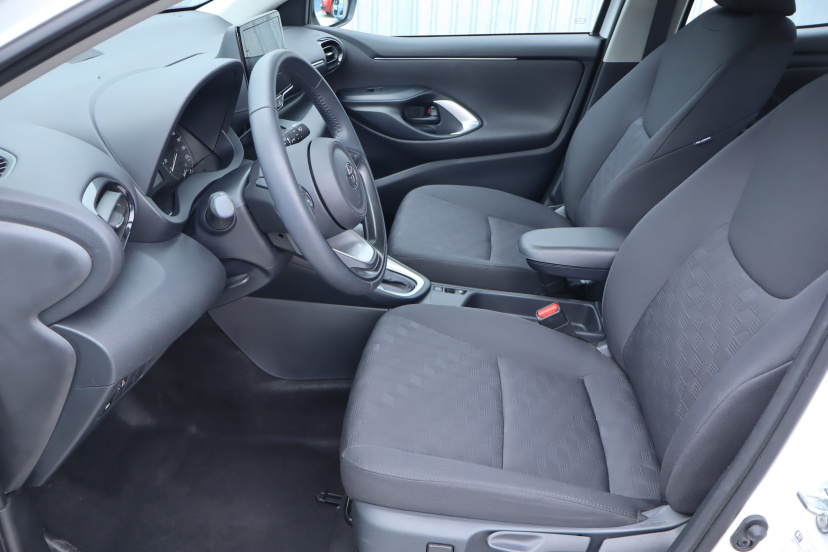 Toyota Yaris, 2025