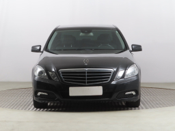 Mercedes-Benz E 2009