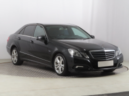 Mercedes-Benz E 2009