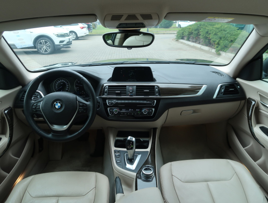 BMW 218i