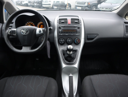 Toyota Auris 2010